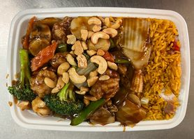 C18 Chicken with Cashew Nuts